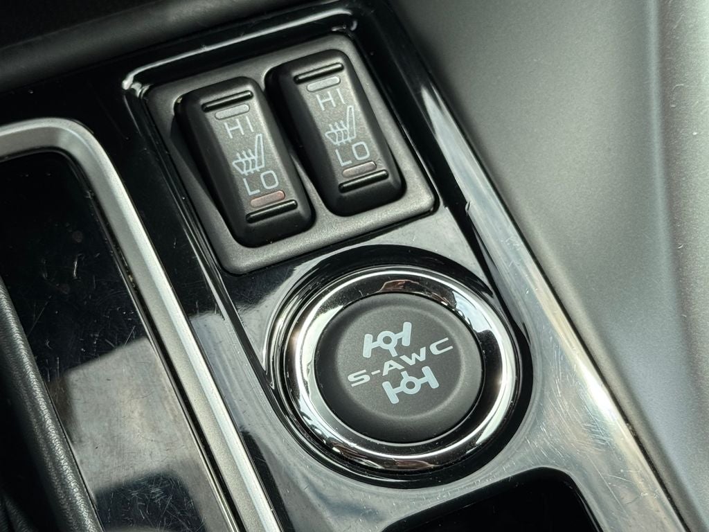 2023 Mitsubishi Eclipse Cross Base