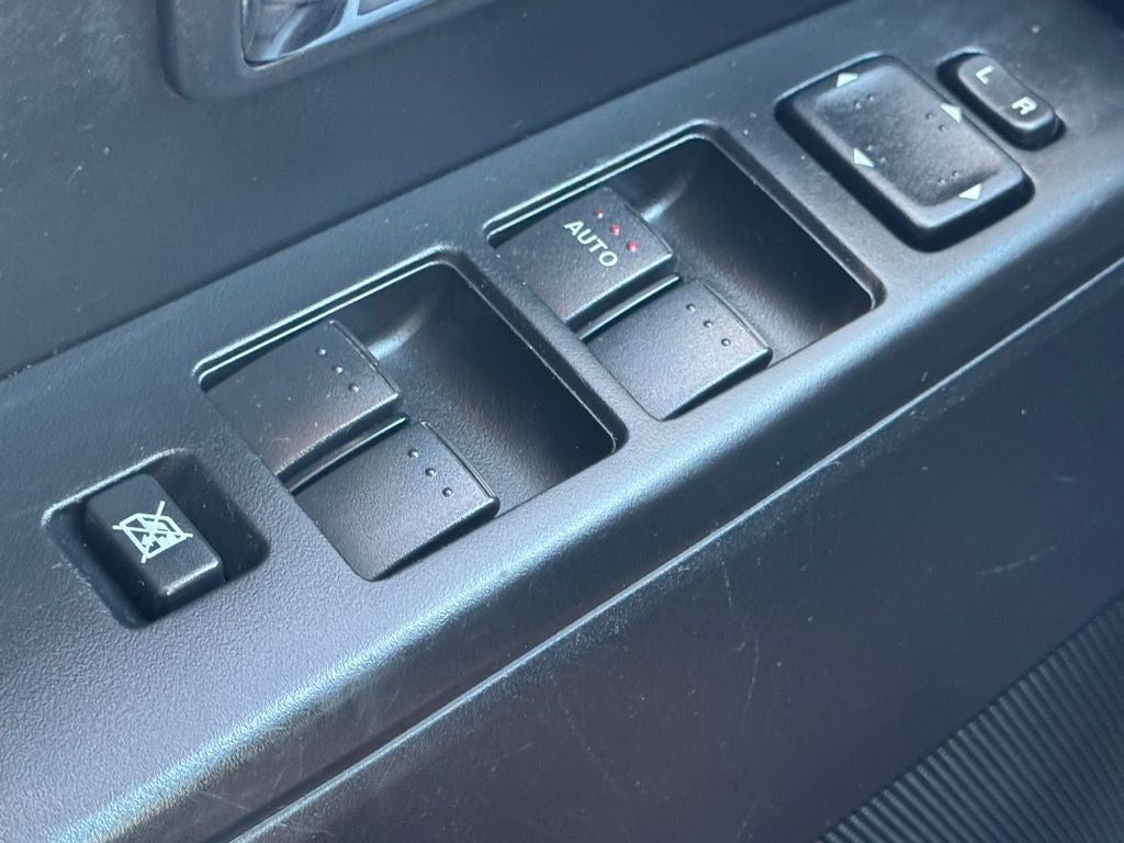 2013 Mazda Mazda5 Sport