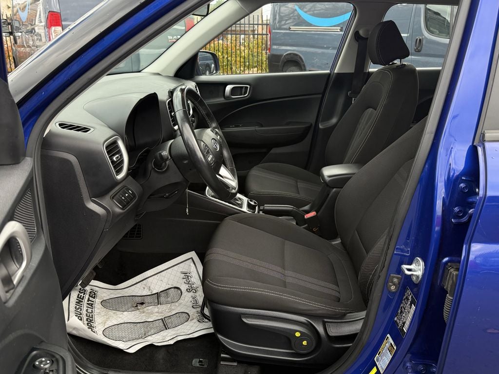 2022 Hyundai Venue SEL