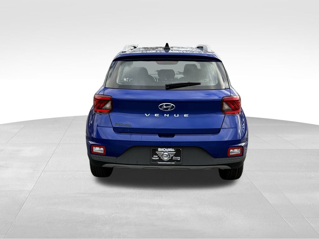 2022 Hyundai Venue SEL