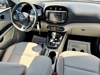 2025 Kia Soul Base