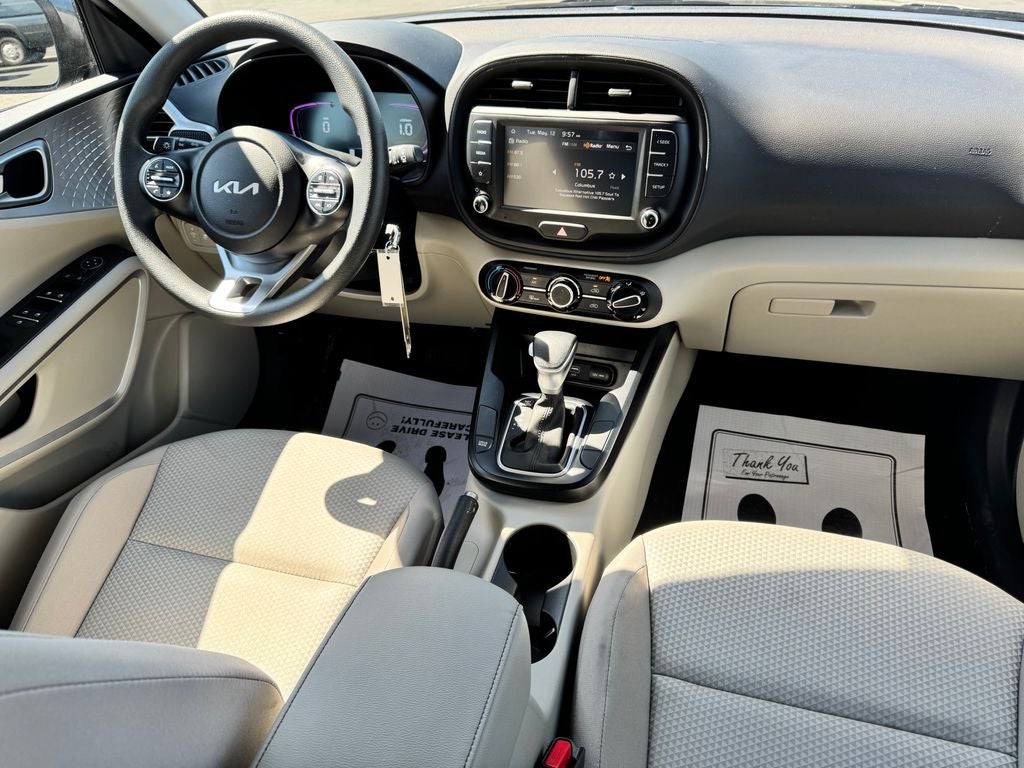 2025 Kia Soul Base