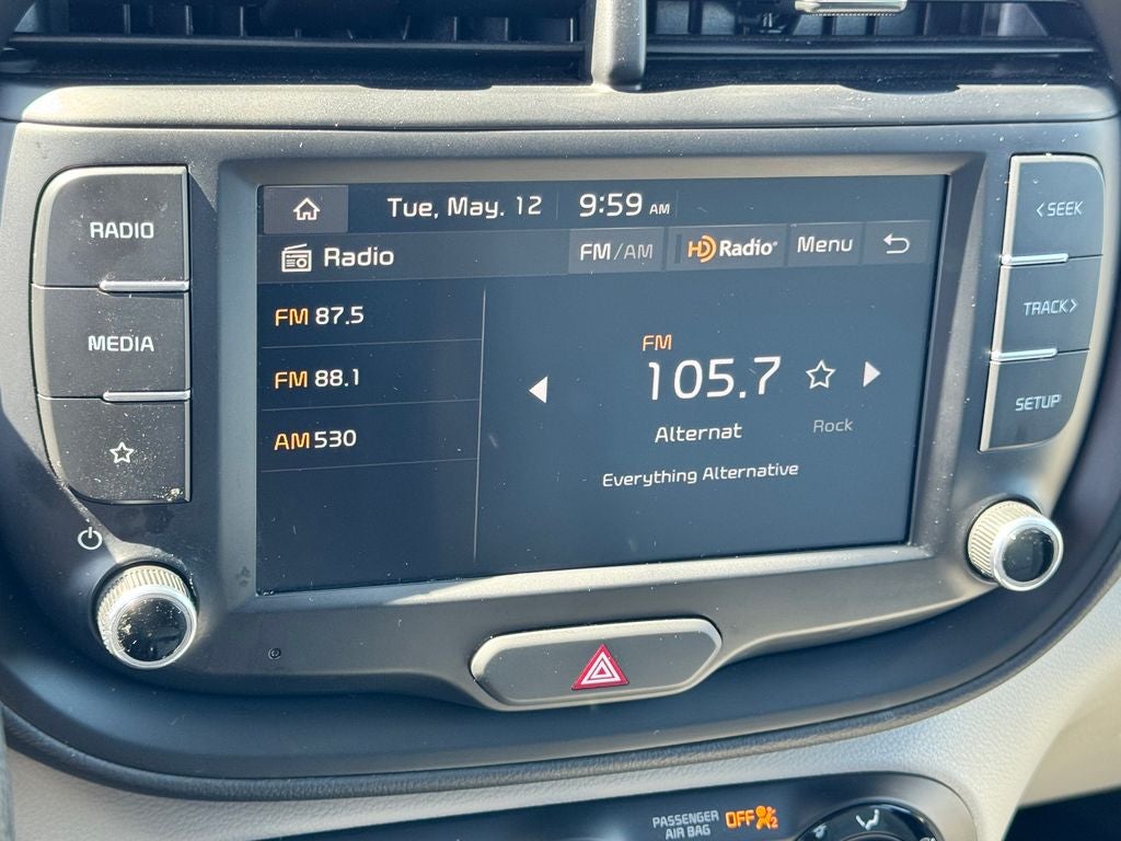 2025 Kia Soul Base