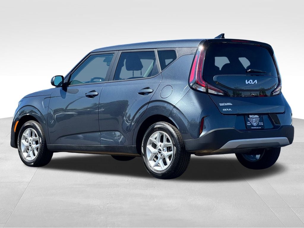 2025 Kia Soul Base