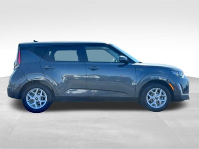 2025 Kia Soul Base