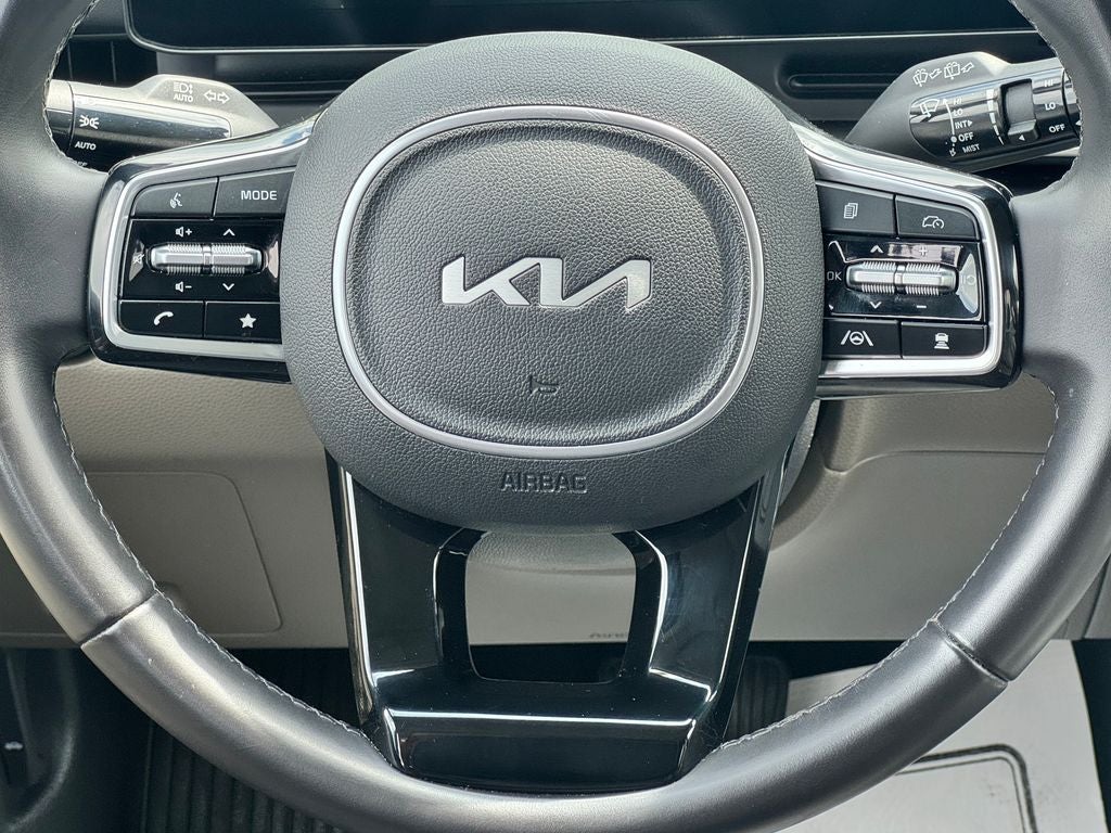 2025 Kia Carnival LXS