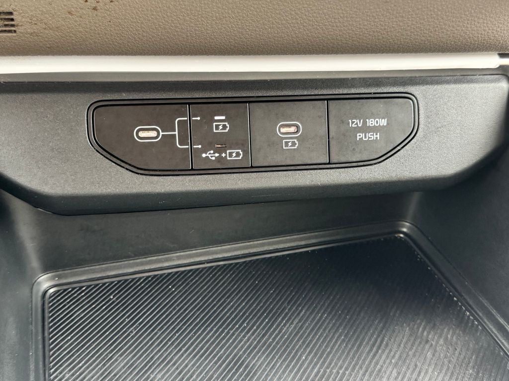 2025 Kia Carnival LXS
