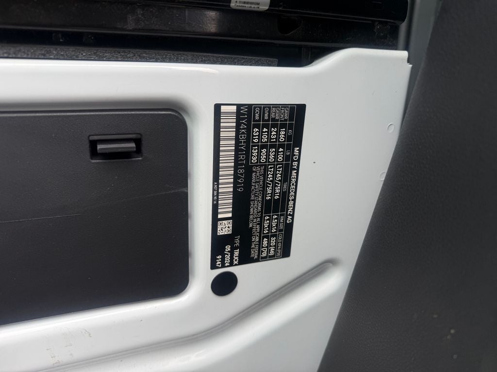 2024 Mercedes-Benz Sprinter 2500 Crew 144 WB