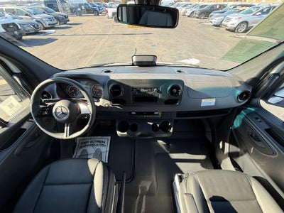 2025 Mercedes-Benz Sprinter 2500 Cargo 170 WB High Roof