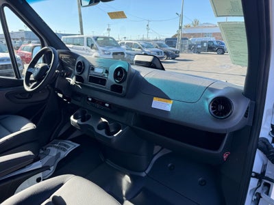 2025 Mercedes-Benz Sprinter 2500 Cargo 170 WB High Roof