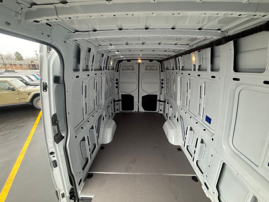 2025 Mercedes-Benz Sprinter 2500 Cargo 170 WB High Roof