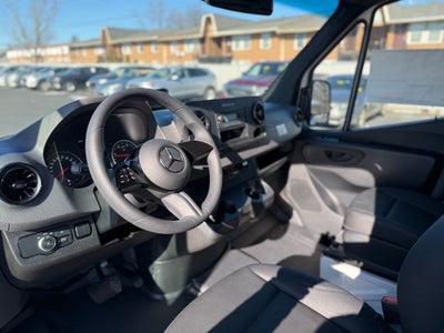 2025 Mercedes-Benz Sprinter 2500 Cargo 170 WB High Roof