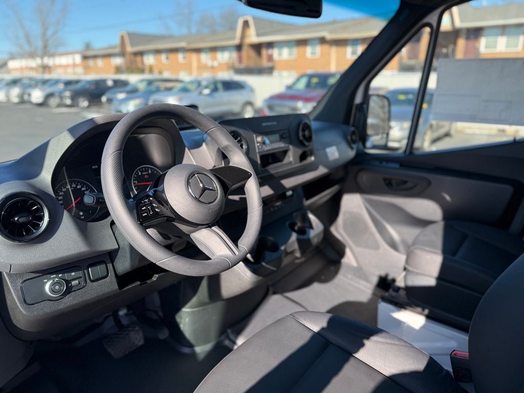 2025 Mercedes-Benz Sprinter 2500 Cargo 170 WB High Roof