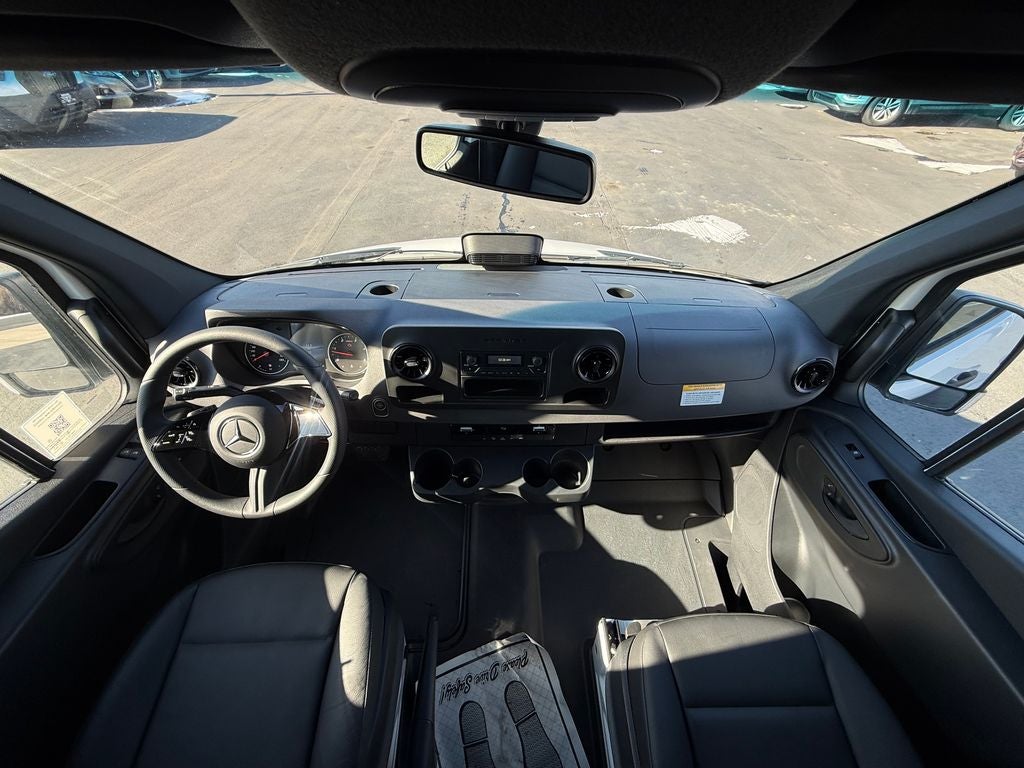 2025 Mercedes-Benz Sprinter 2500 Cargo 170 WB High Roof