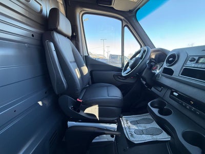 2025 Mercedes-Benz Sprinter 2500 Cargo 170 WB High Roof