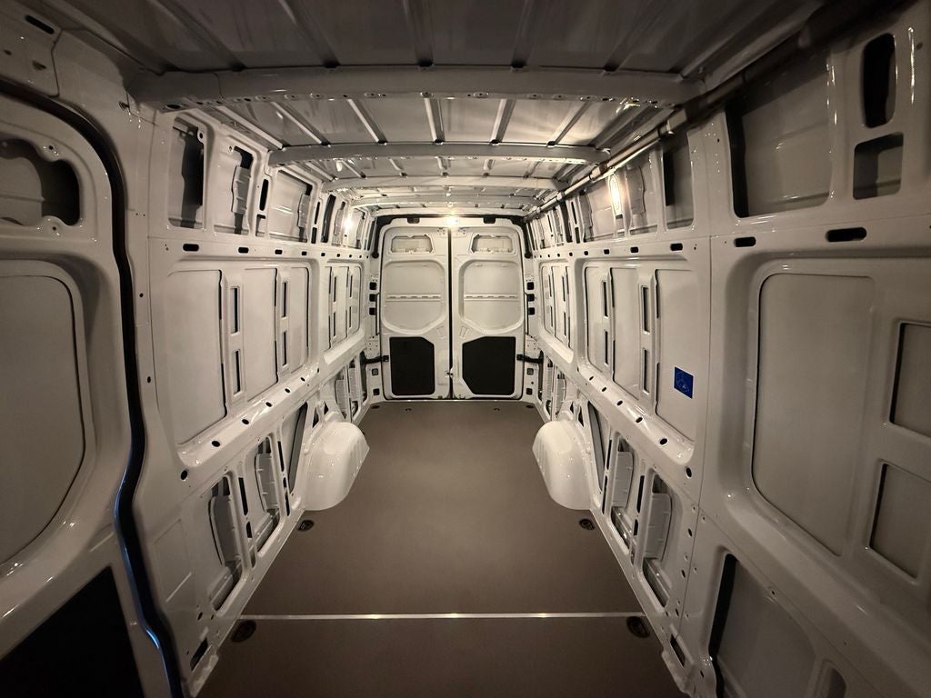 2025 Mercedes-Benz Sprinter 2500 Cargo 170 WB High Roof