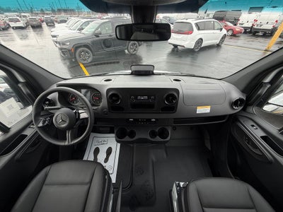 2025 Mercedes-Benz Sprinter 2500 Cargo 170 WB High Roof