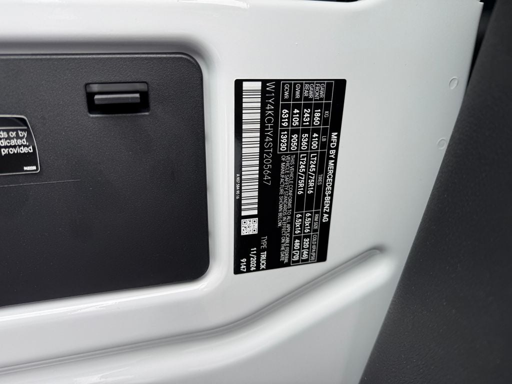 2025 Mercedes-Benz Sprinter 2500 Cargo 170 WB High Roof