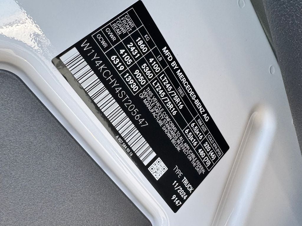 2025 Mercedes-Benz Sprinter 2500 Cargo 170 WB High Roof