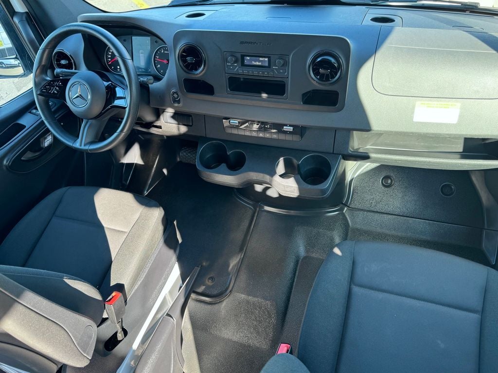 2025 Mercedes-Benz Sprinter 2500 Cargo 170 WB High Roof