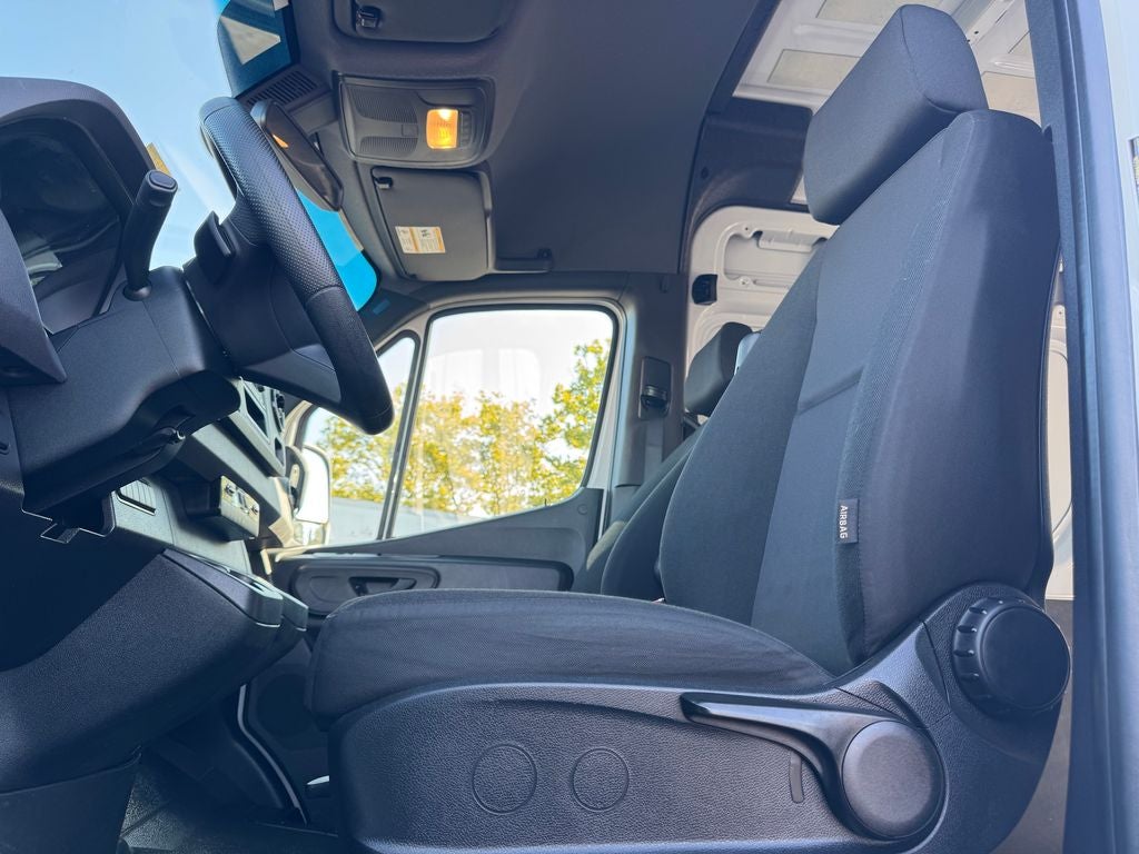 2025 Mercedes-Benz Sprinter 2500 Cargo 170 WB High Roof