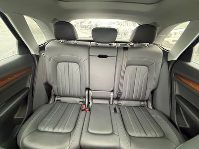 2023 Audi Q5 40 Premium quattro