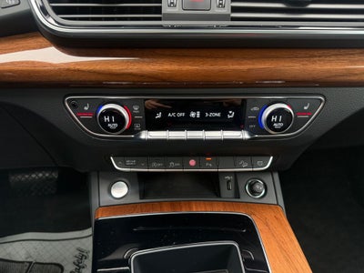 2023 Audi Q5 40 Premium quattro