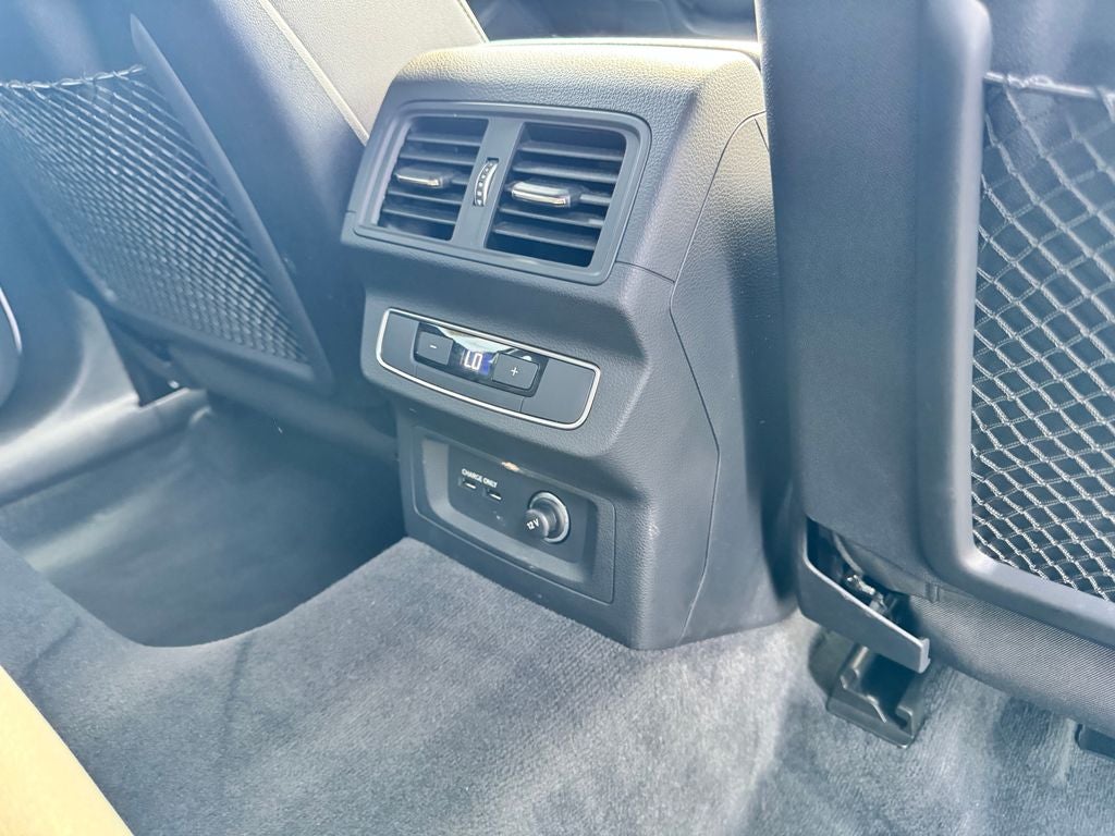 2023 Audi Q5 45 S line Premium quattro