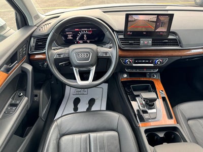 2023 Audi Q5 45 S line Premium quattro