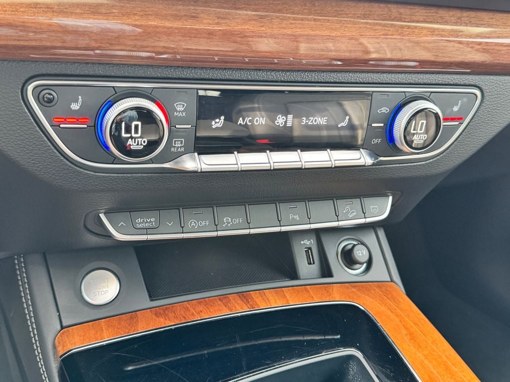 2023 Audi Q5 45 S line Premium quattro