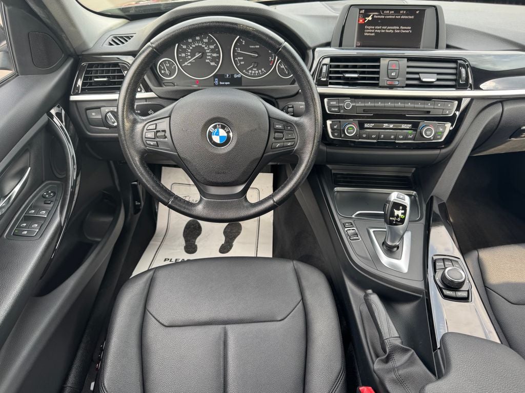 2017 BMW 3 Series 320i xDrive