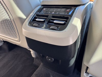 2021 Volvo XC90 T6 Momentum