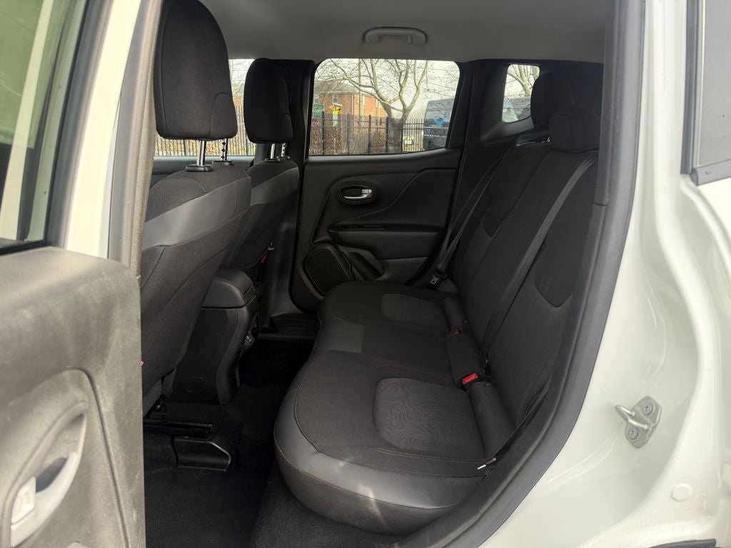 2023 Jeep Renegade Trailhawk