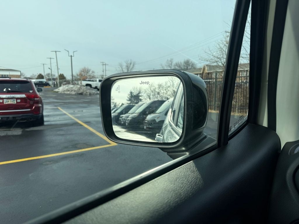 2023 Jeep Renegade Trailhawk