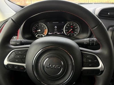 2023 Jeep Renegade Trailhawk