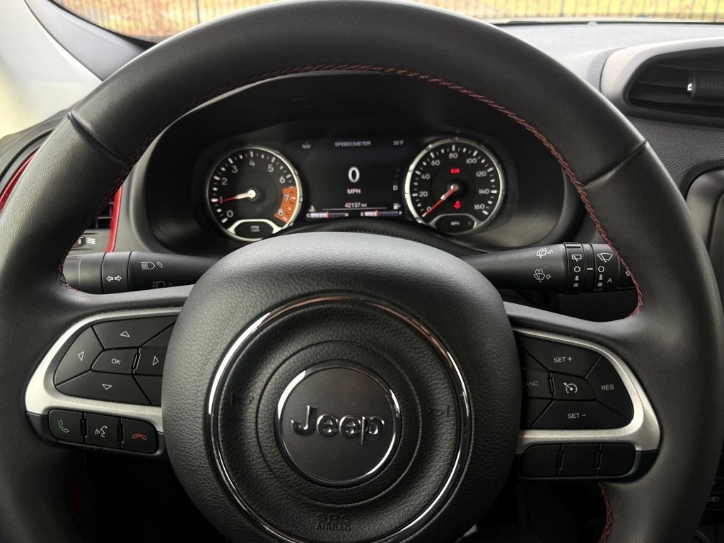 2023 Jeep Renegade Trailhawk