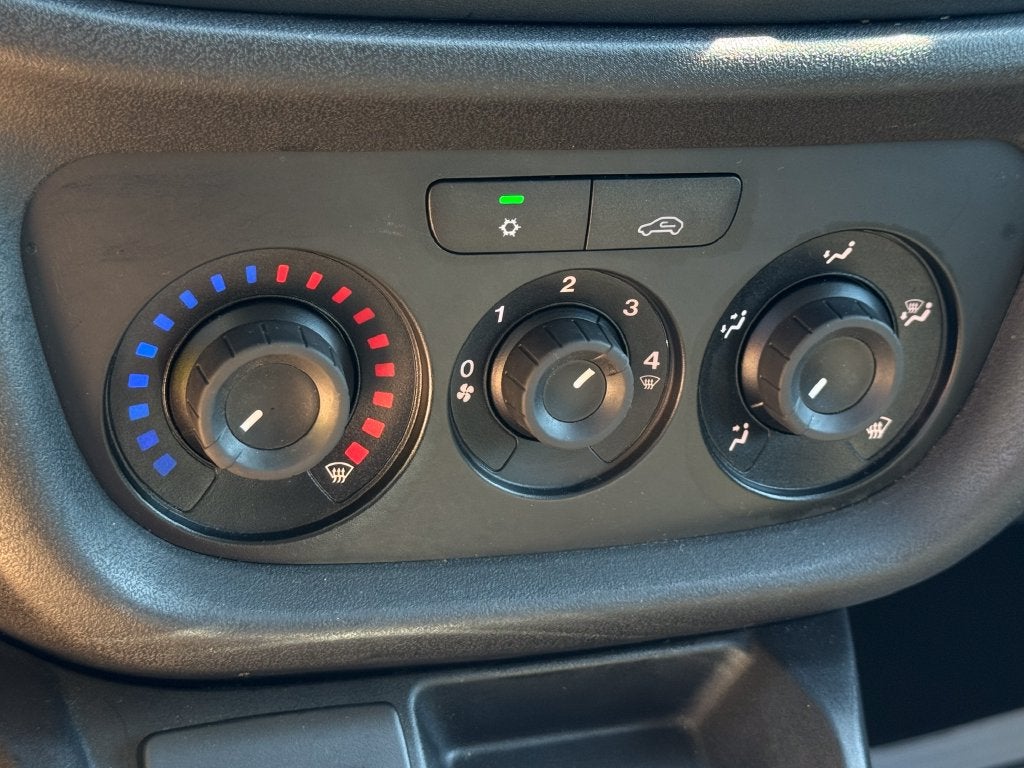 2022 RAM ProMaster City Base