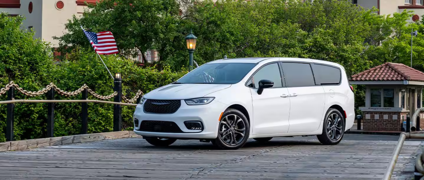 2026 Chrysler Pacifica Minivan | Bob Caldwell Chrysler Jeep Dodge Ram | In Columbus, OH
